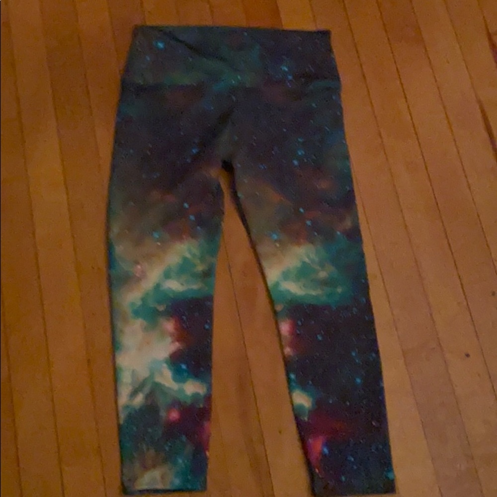 Galaxy sweet yoga crops!